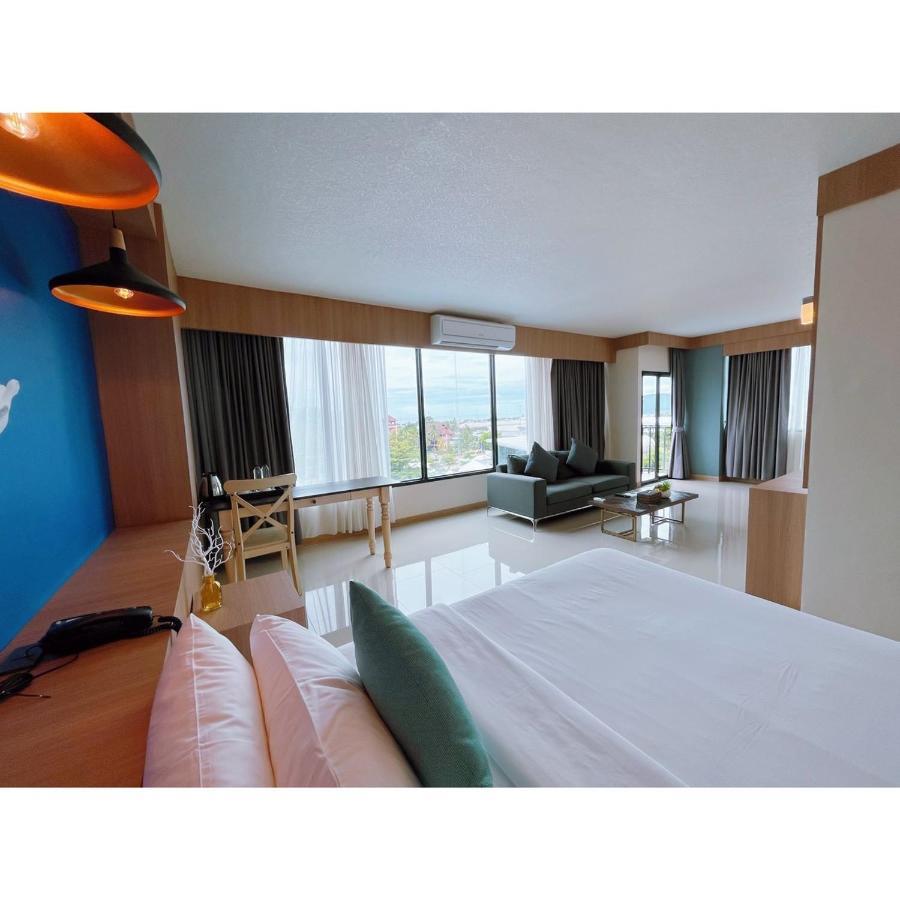 The Sixteenth Naiyang Beach Hotel Sha Plus Nai Yang Beach Dış mekan fotoğraf