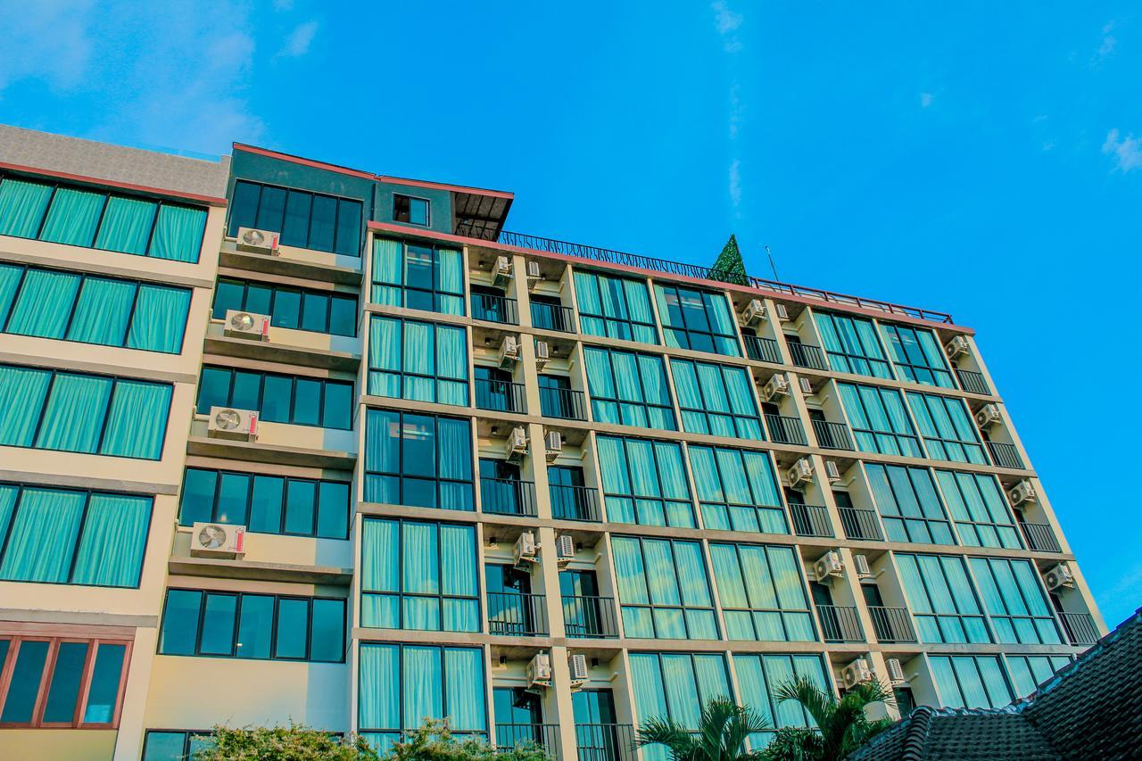 The Sixteenth Naiyang Beach Hotel Sha Plus Nai Yang Beach Dış mekan fotoğraf