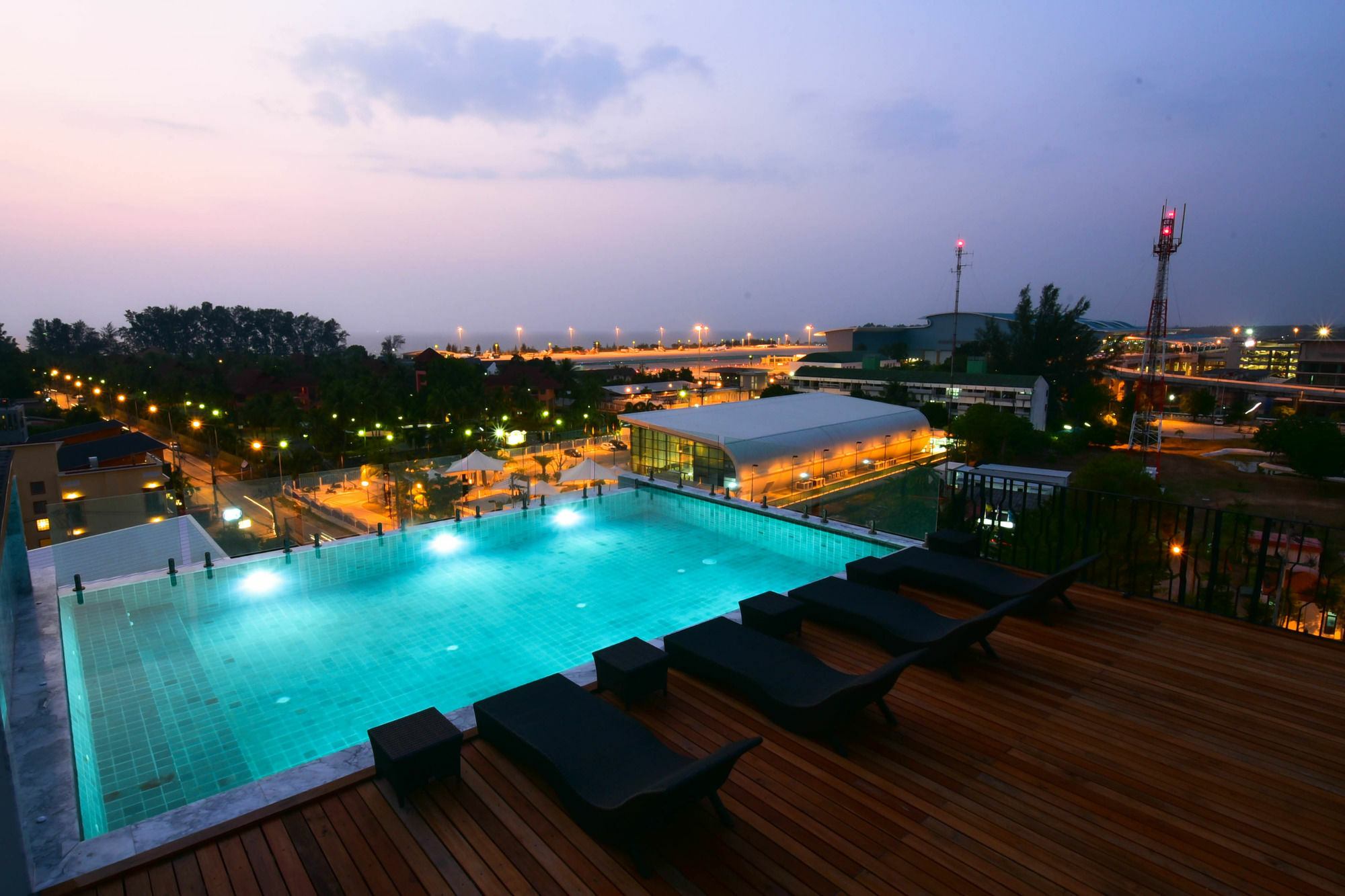 The Sixteenth Naiyang Beach Hotel Sha Plus Nai Yang Beach Dış mekan fotoğraf